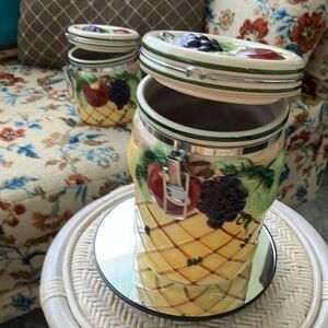 VINTAGE GOURMET HOME ACCENTS RAISED FRUIT CERAMIC FOOD SEAL CANISTER 8”x5”